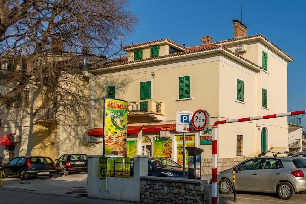 Boban Sunny Apartment Salona Kültér fotó