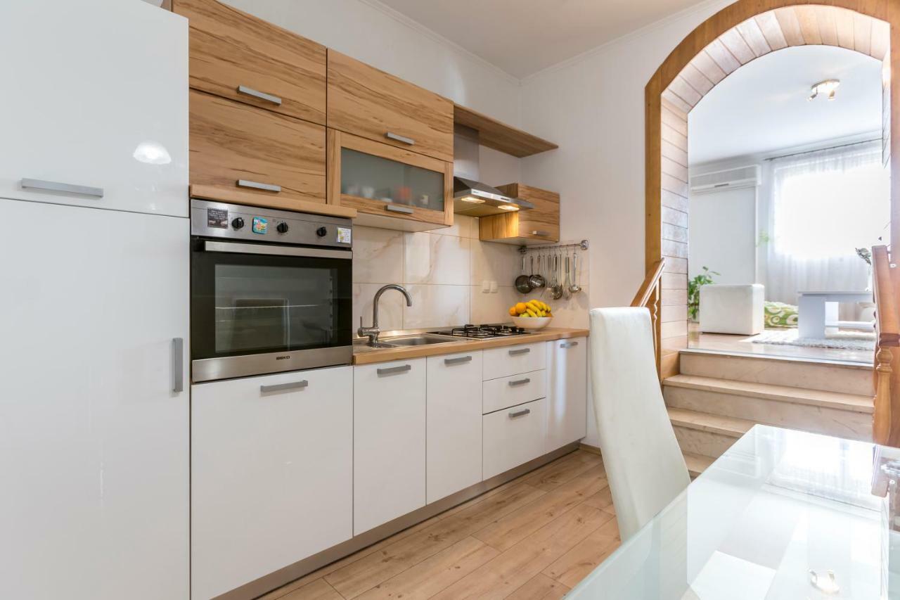 Boban Sunny Apartment Salona Kültér fotó